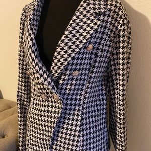 Houndstooth tweed blazer, size large, faux gold button details, black and white